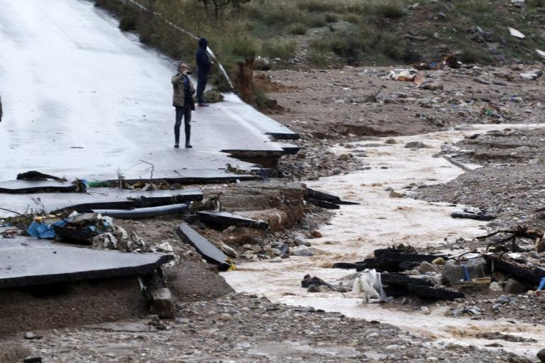 Μάνδρα: 5 εκατομμύρια για την ανακούφιση των πληγέντων